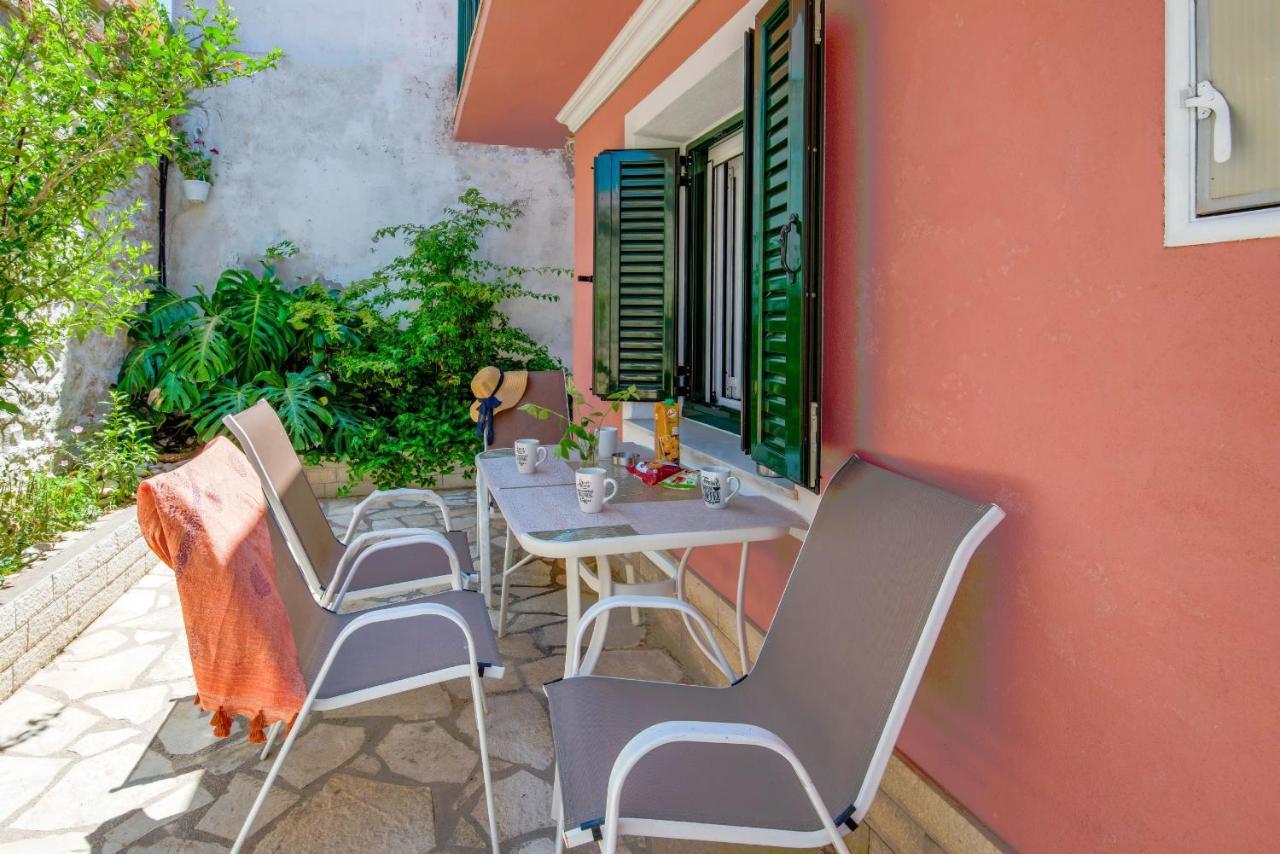 Doras House Apartment Gaios Exterior foto